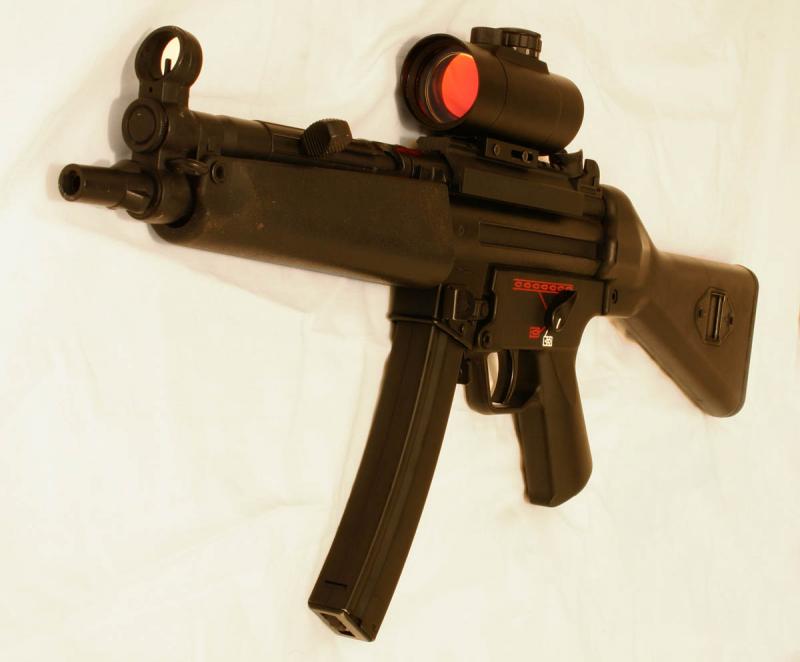 MP5-CARedDota.jpg