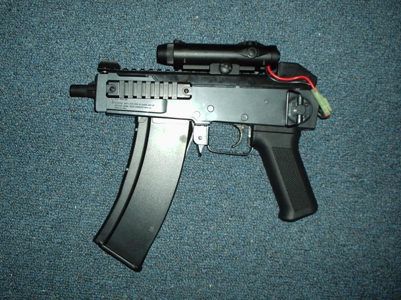 AK Machine Pistol 4.JPG