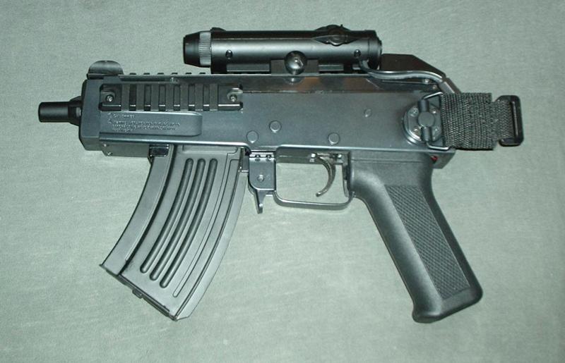 AK machine pistol Beta mag.JPG