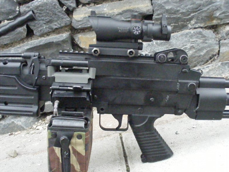 M249 & ACOG other side