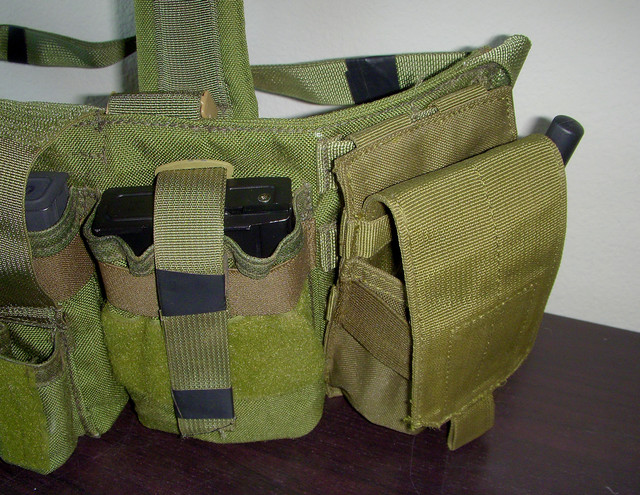 Eagle Universal Chest Rig/Radio Pouch