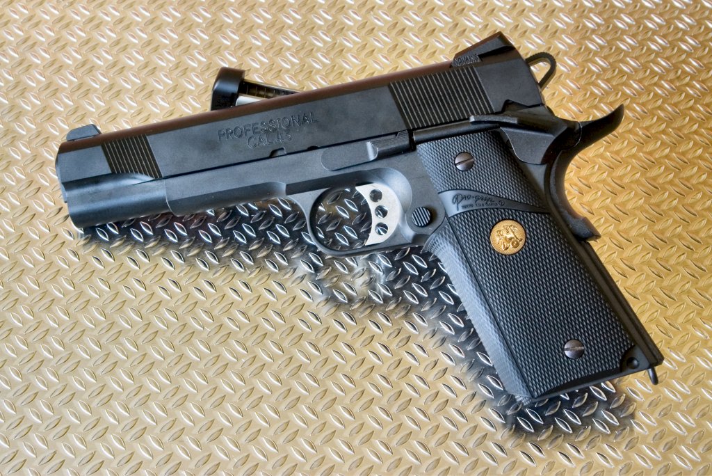 MEU is a modern take on the classic 1911 style, but without the oft-found bling